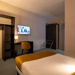 Le Geneve ホテル ラ・ブルブール