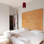 Szálloda Le Geneve