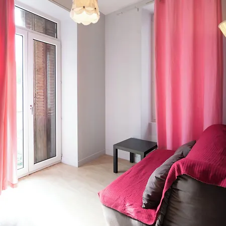 Отель Le Geneve