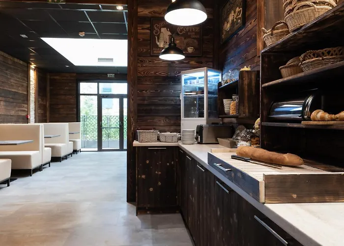 Le Geneve Ла-Бурбуль