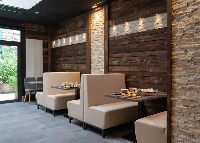 Le Geneve 2* Ла-Бурбуль