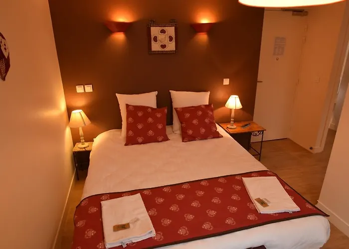 Le Geneve Ла-Бурбуль